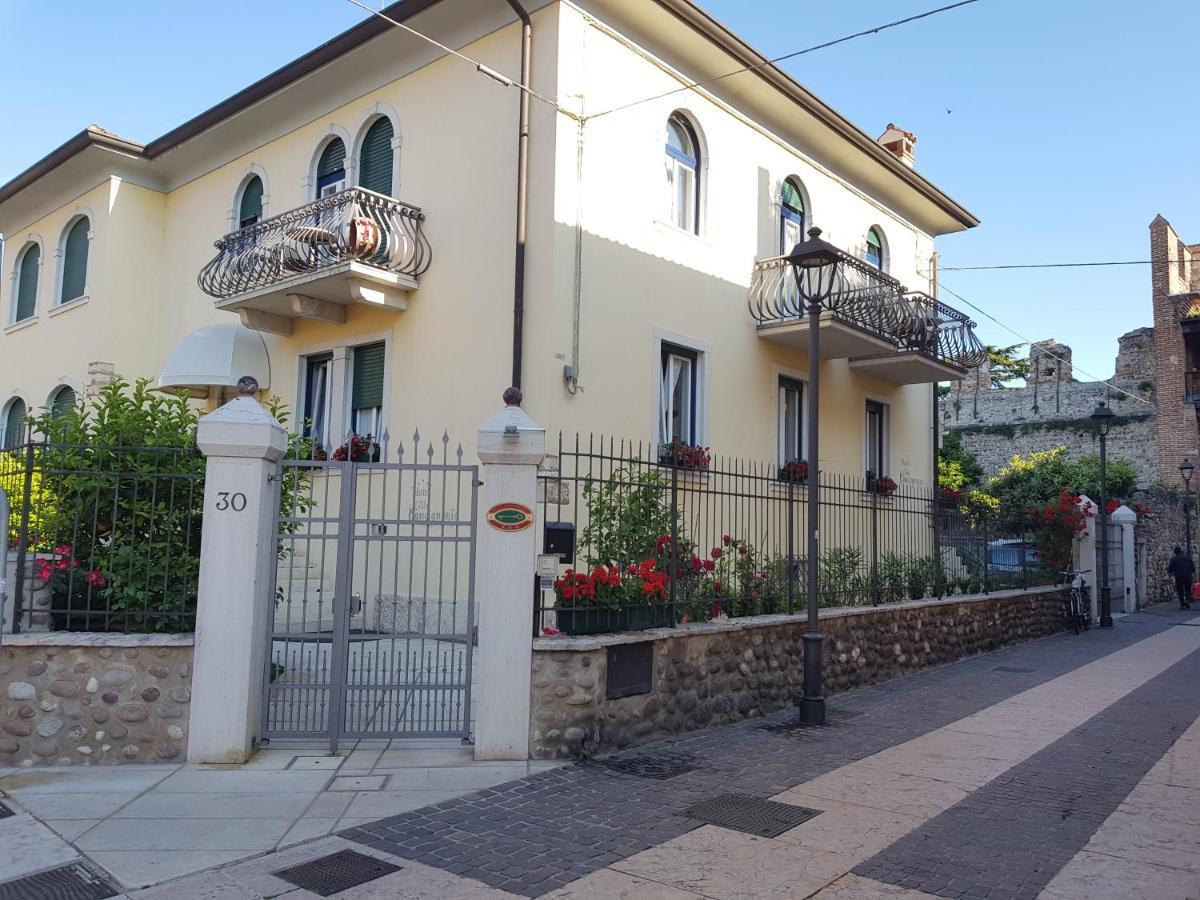 Hotel Villa Cansignorio Лацизе Екстер'єр фото