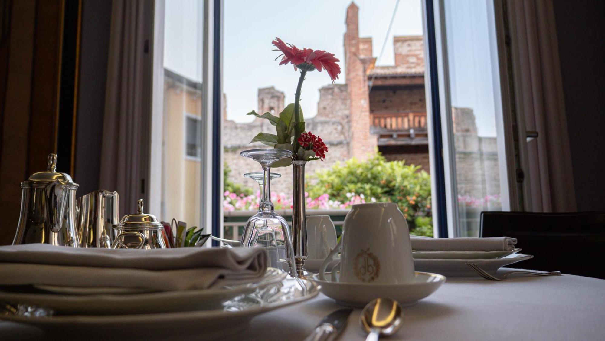 Hotel Villa Cansignorio Лацизе Екстер'єр фото