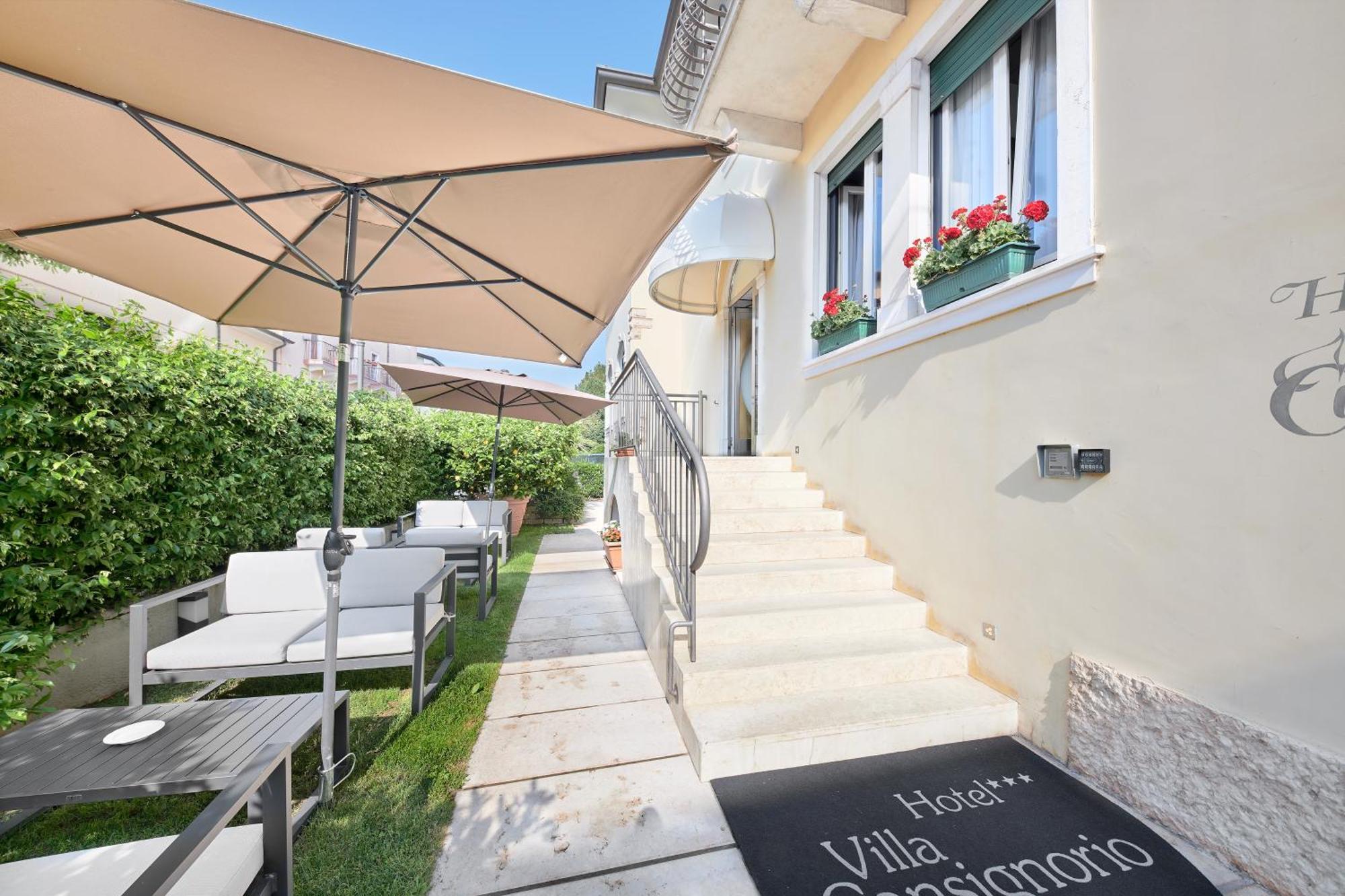 Hotel Villa Cansignorio Лацизе Екстер'єр фото